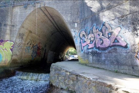 Sightseeing Cox Creek Tunnel, Bridgewater — Awesome Adelaide