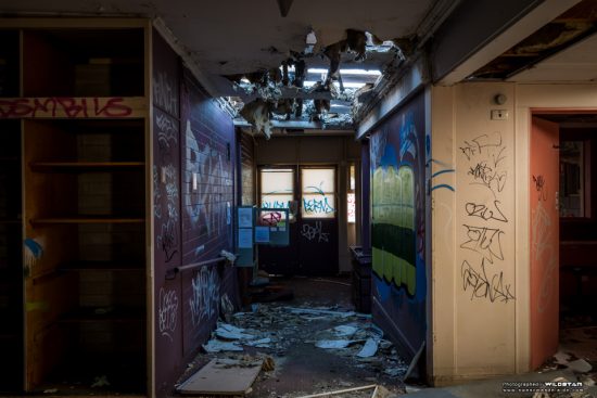 Urban Exploring Bats Palace — Awesome Adelaide