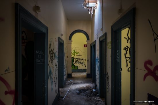 Urban Exploring Bats Palace — Awesome Adelaide