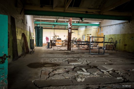 Urban Exploring Cheddar Studios — Awesome Adelaide