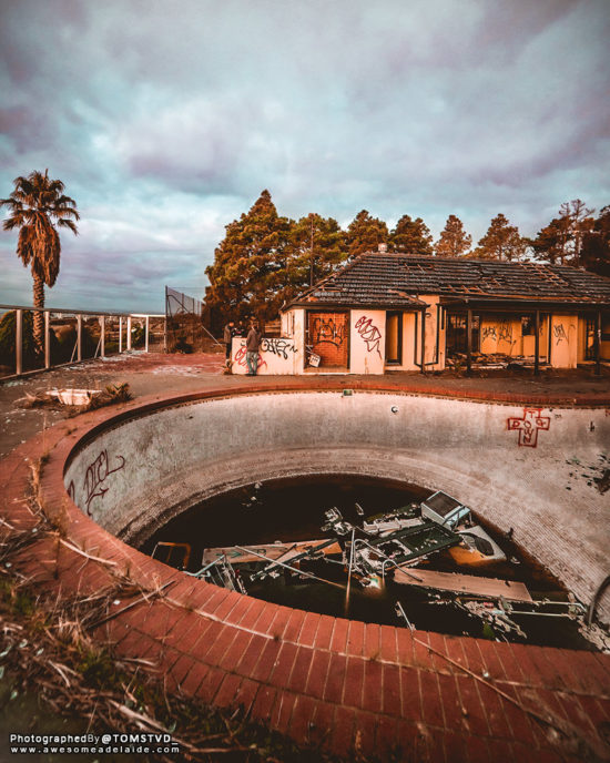Hill House, Abandoned Building Photographs, Adelaide, South Australia.
